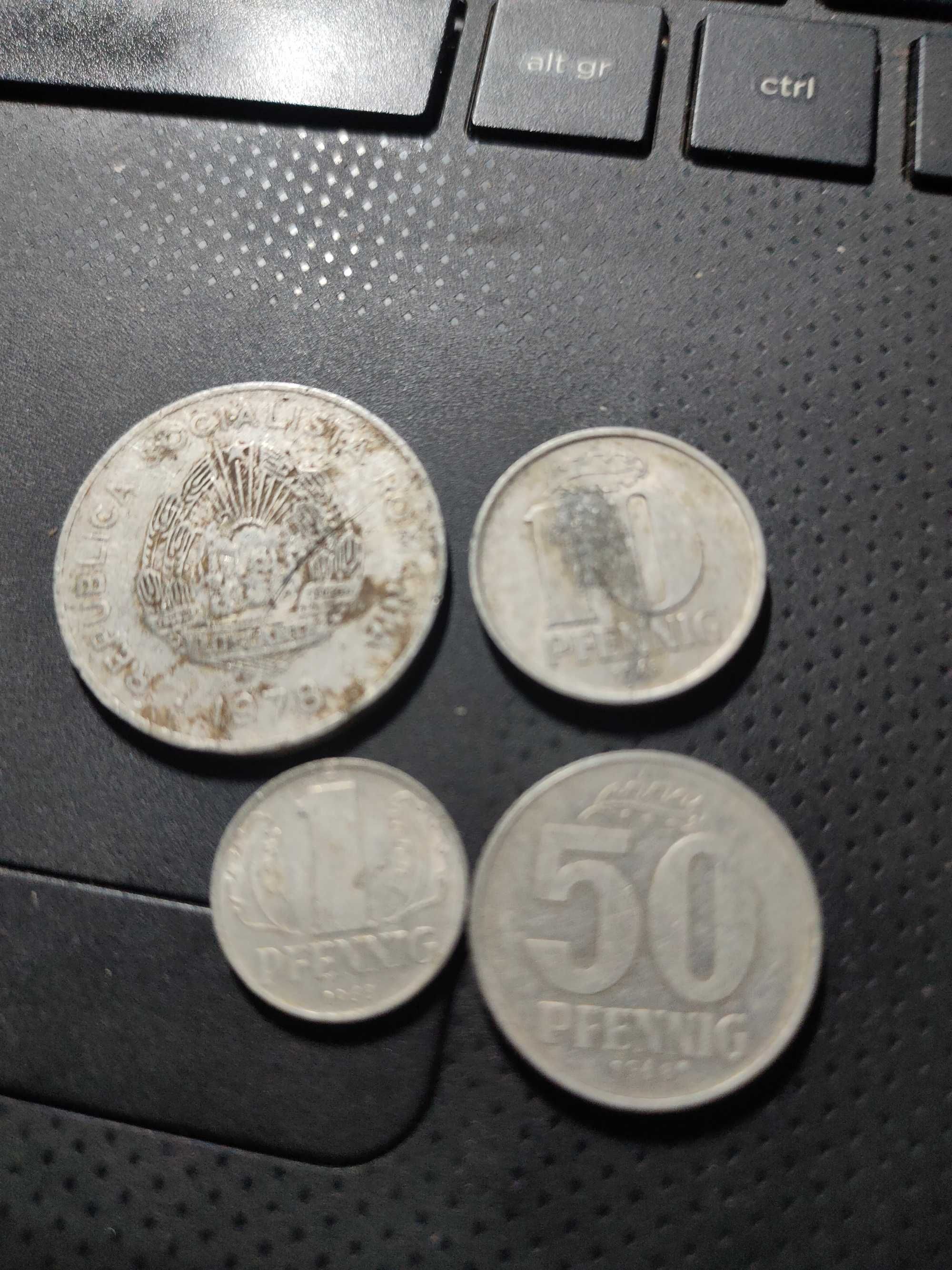 Монеты монети копійки