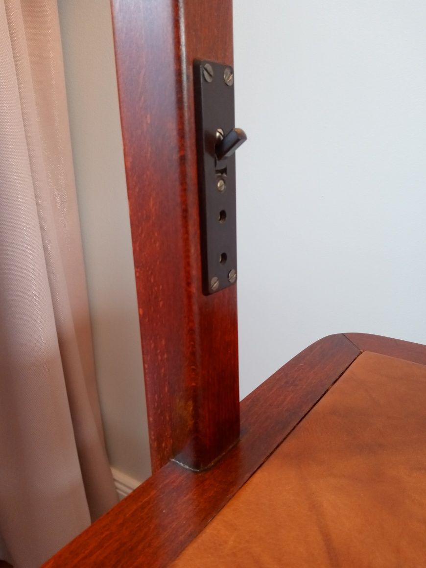 Drewniana lampa ze stolikiem w stylu art deco vintage mebel