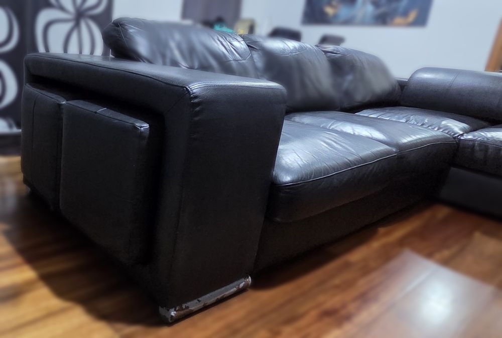Sofa  com marca de uso
