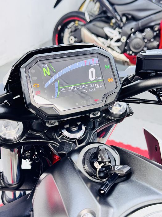 Мотоцикл Kawasaki Z650 2022 рік в оригіналі з Японії