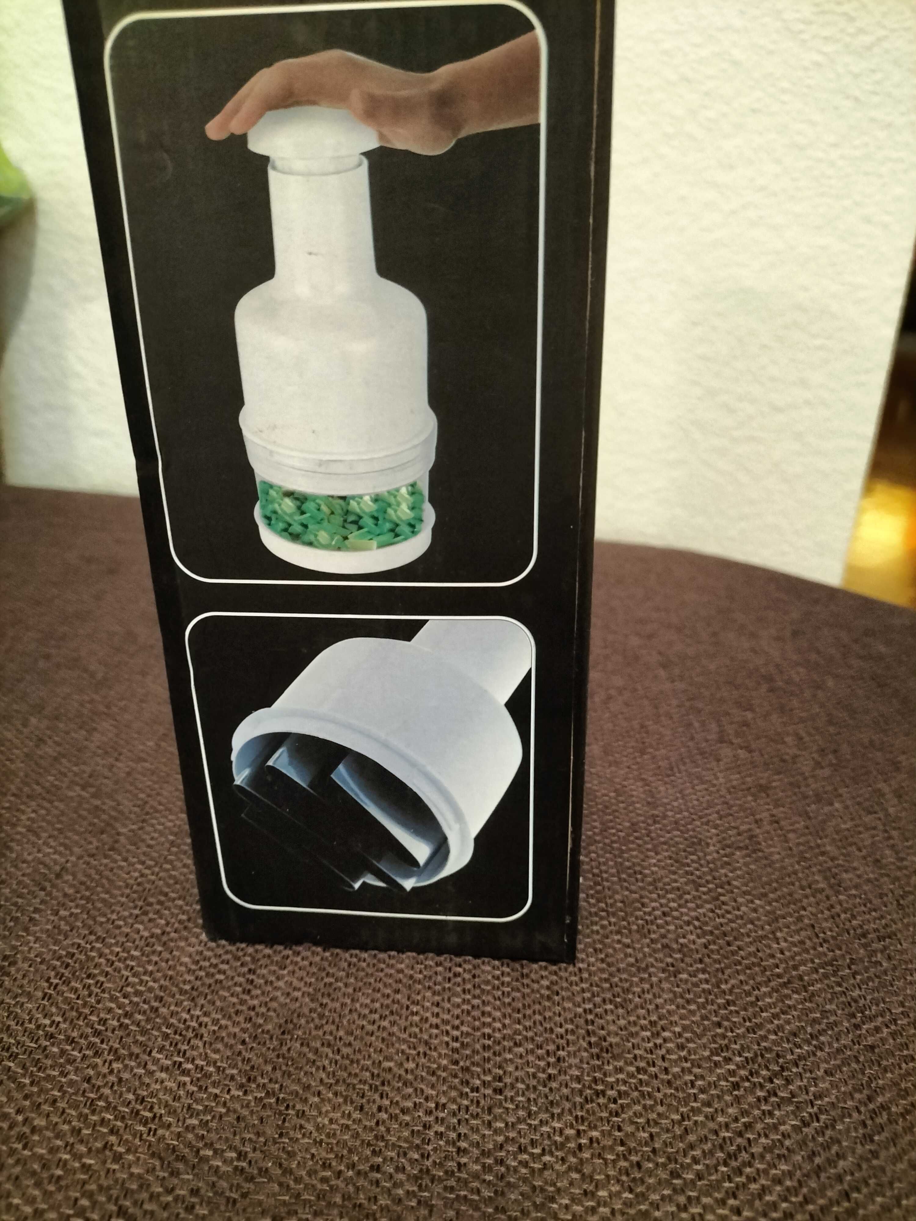 Ręczny siekacz do warzyw, w tym cebuli