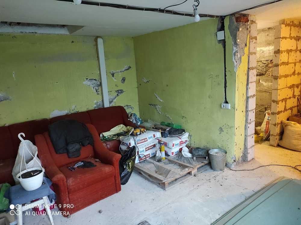 Дача з опаленням у Лідному.
