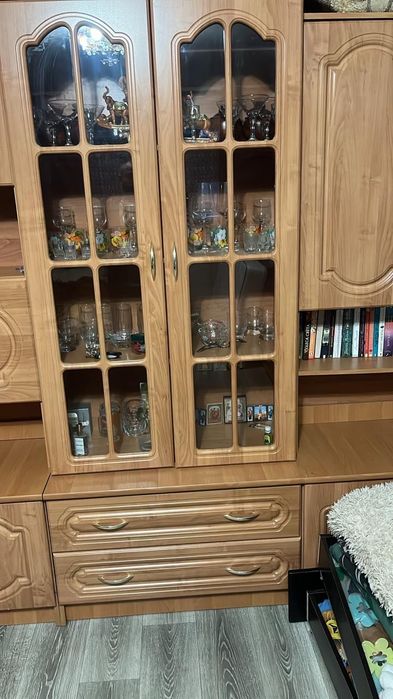 Продам стінку в гарному стані!