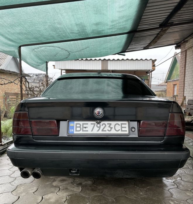 BMW 5 series E34 520i