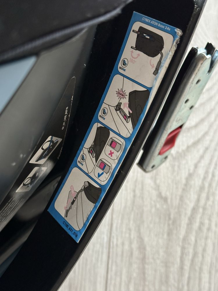 Автокрісло з базою cybex