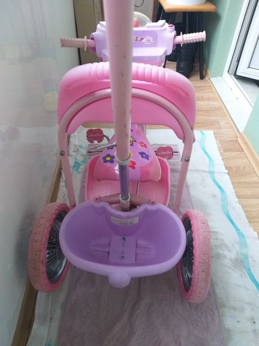 Детский велосипед с родительской ручкой