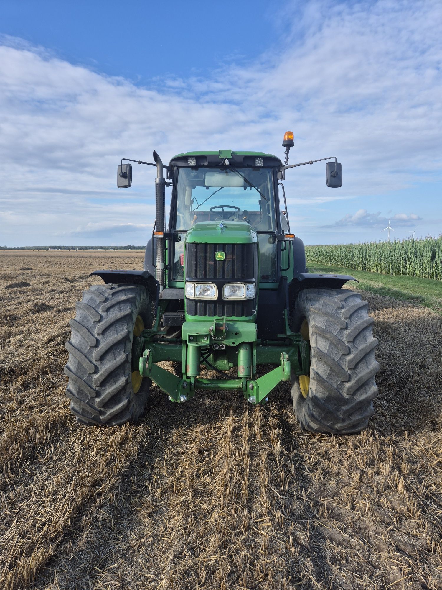 John  Deere  6830