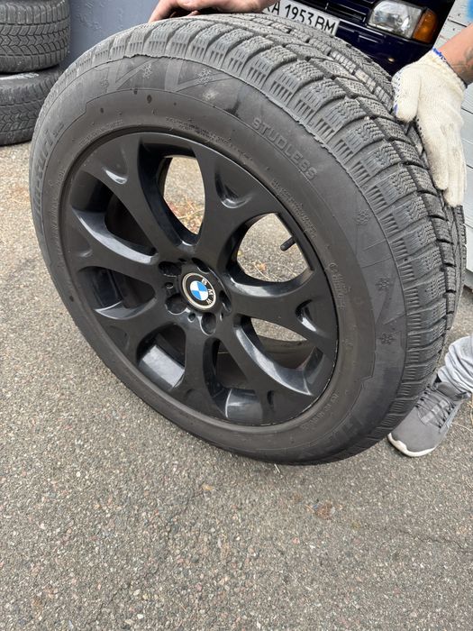 Продам резину 255/55/19 r