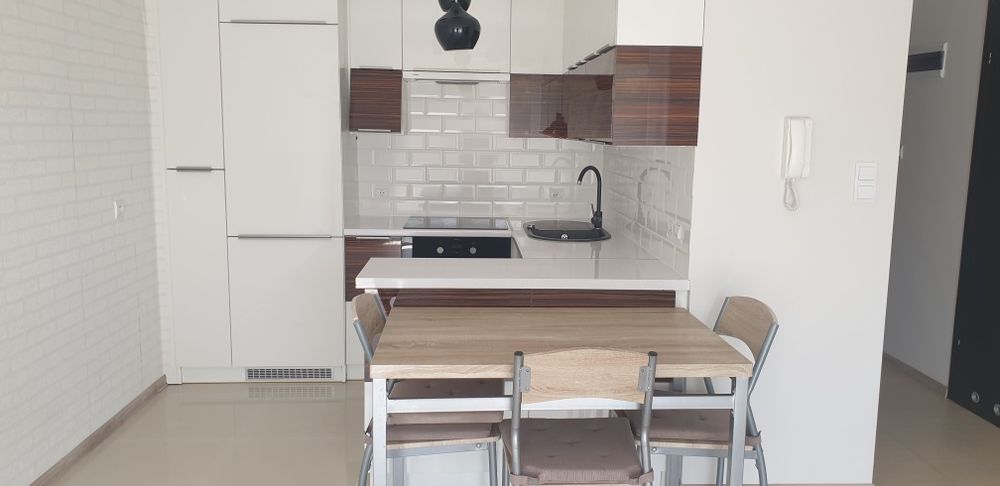 Mieszkanie Osiedle Słoneczne   2 pokoje plus ogródek