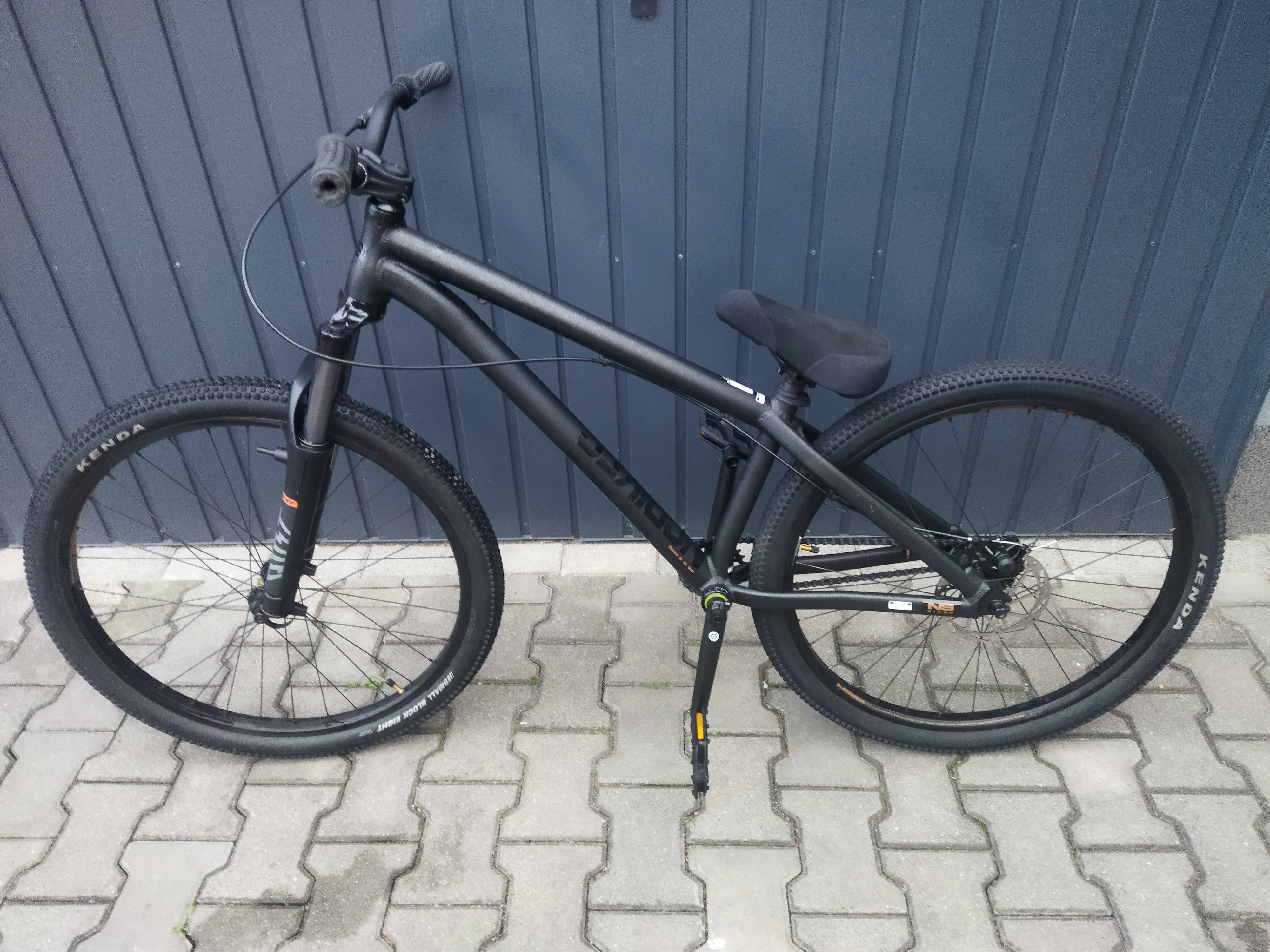 Rower Dirt NS Bike movement 3