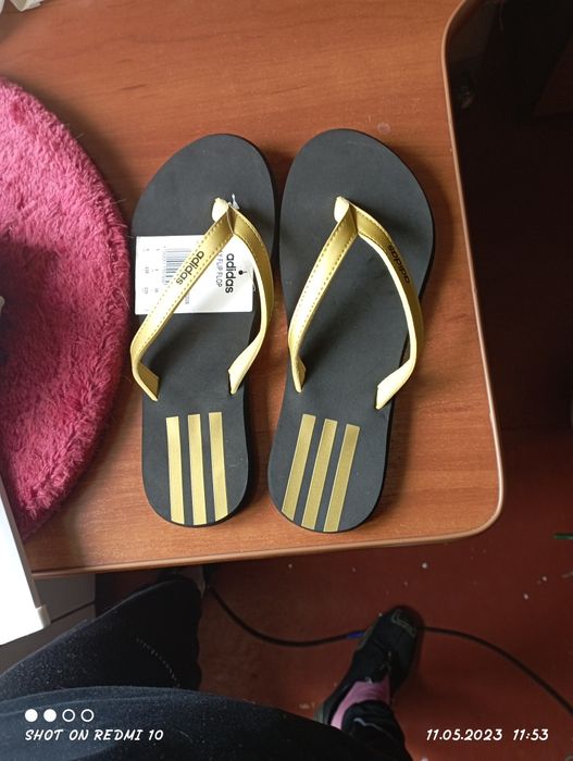 Adidas вьетнамки