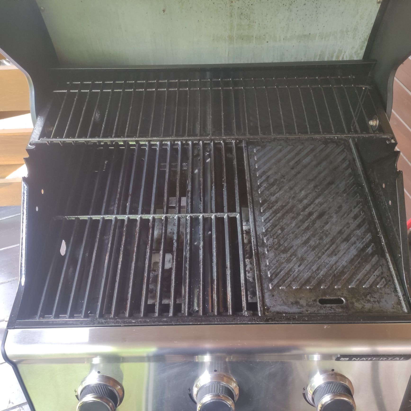 Grill gazowy 3 palnikowy 10,5Kw