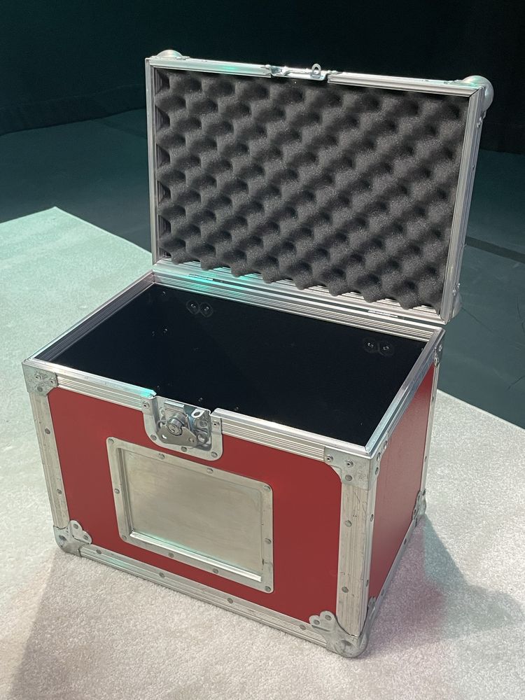 Flight case vermelha da 5 Star Cases