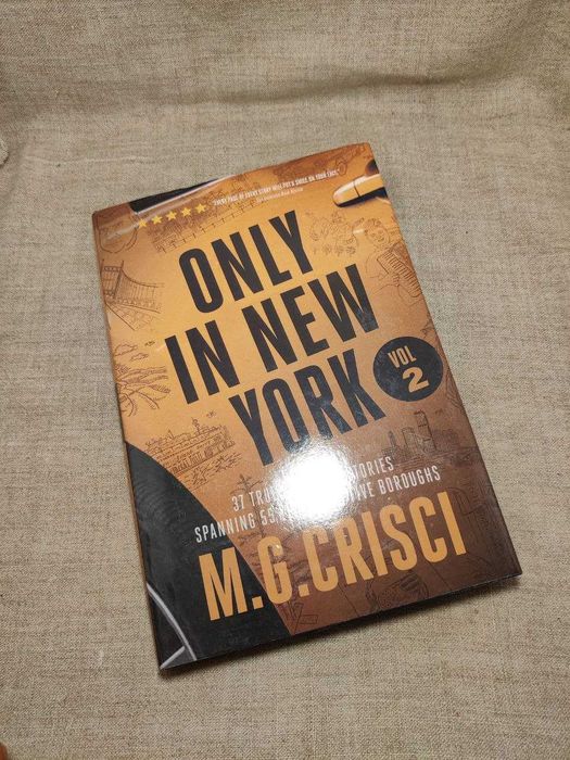 Книга Only in New York, Vol. 2" від автора M.G. Crisci. англійською