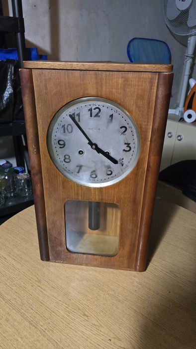 Zegar ścienny Metron Z202/2 – vintage PRL