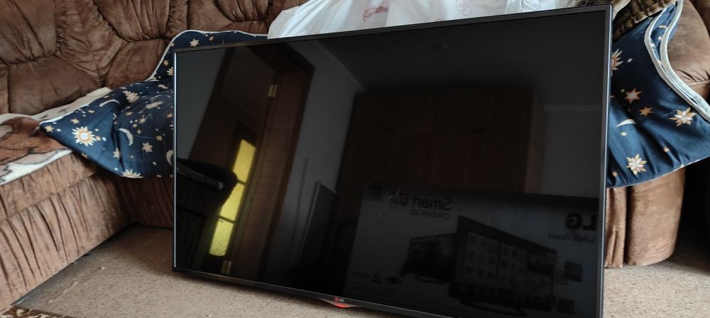 Телевізор LG Smart cinema 3D 55LA620S
