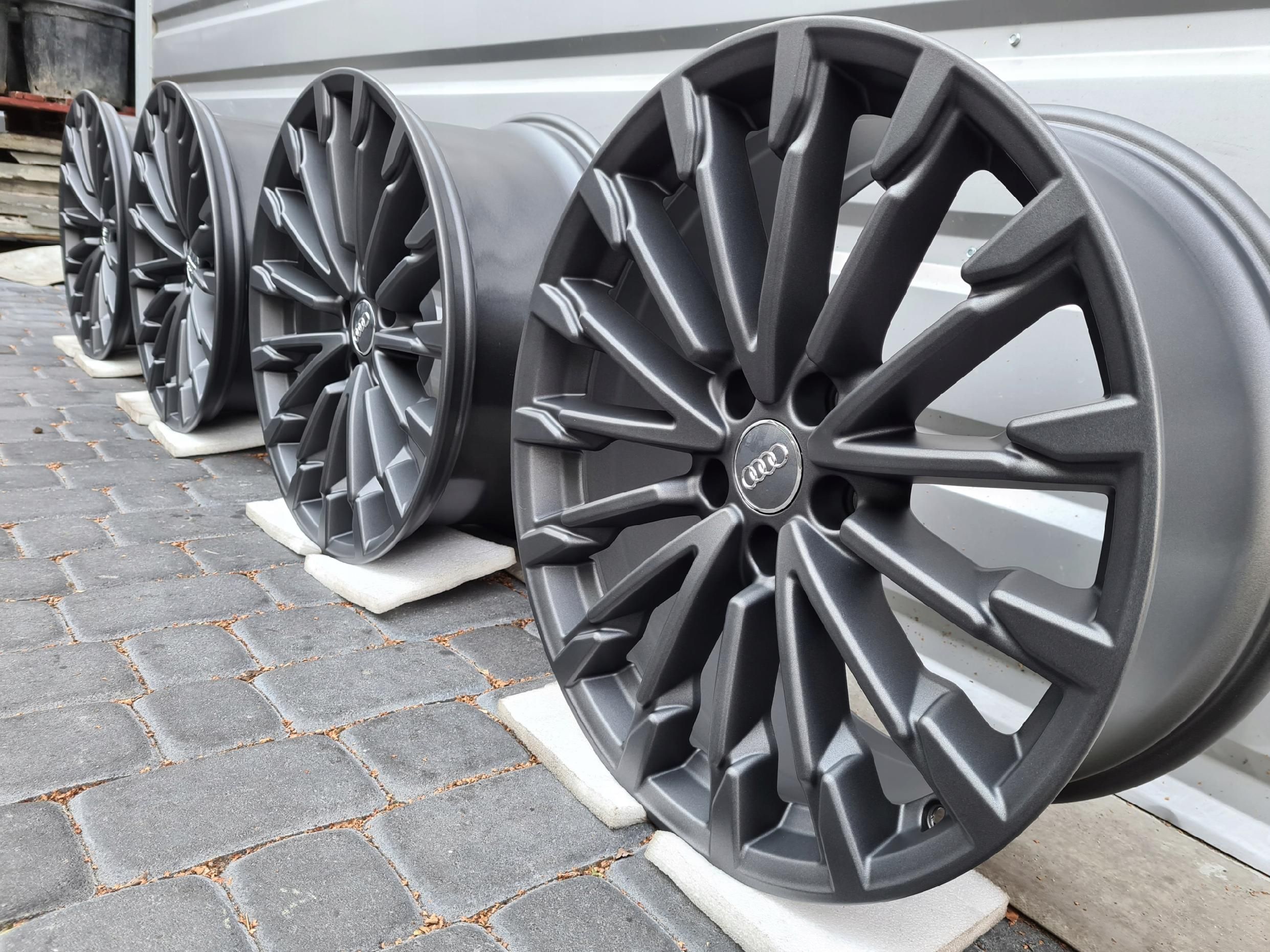 Oryginalne Felgi Audi 19 A4 A5 A6 A7 A8 Q3 Q5 Q7