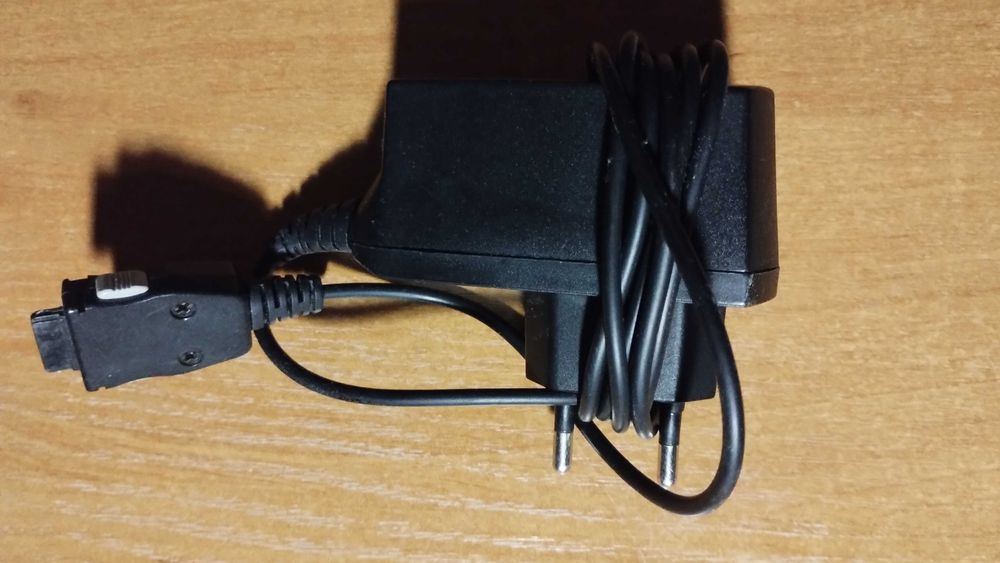 зарядное устройство для мобильных Samsung LG