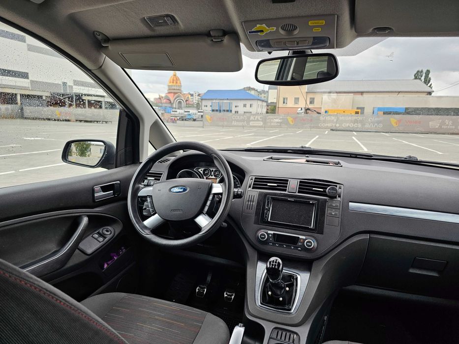Продається автомобіль Ford C-MAX від власника.