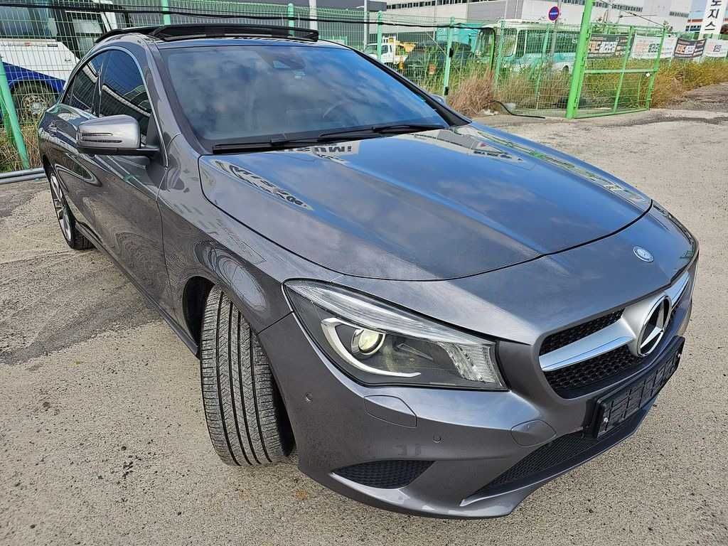 Mercedes Benz CLA