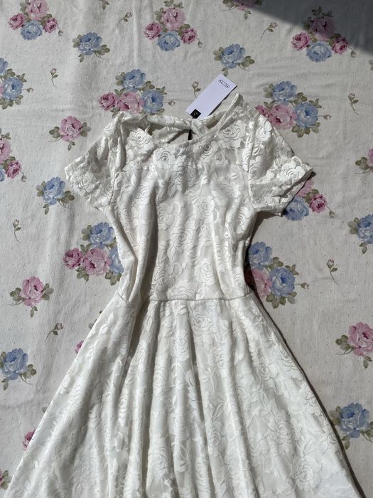 Biała sukienka krótka koronkowa XXS 32 XS 34 nowa coquette