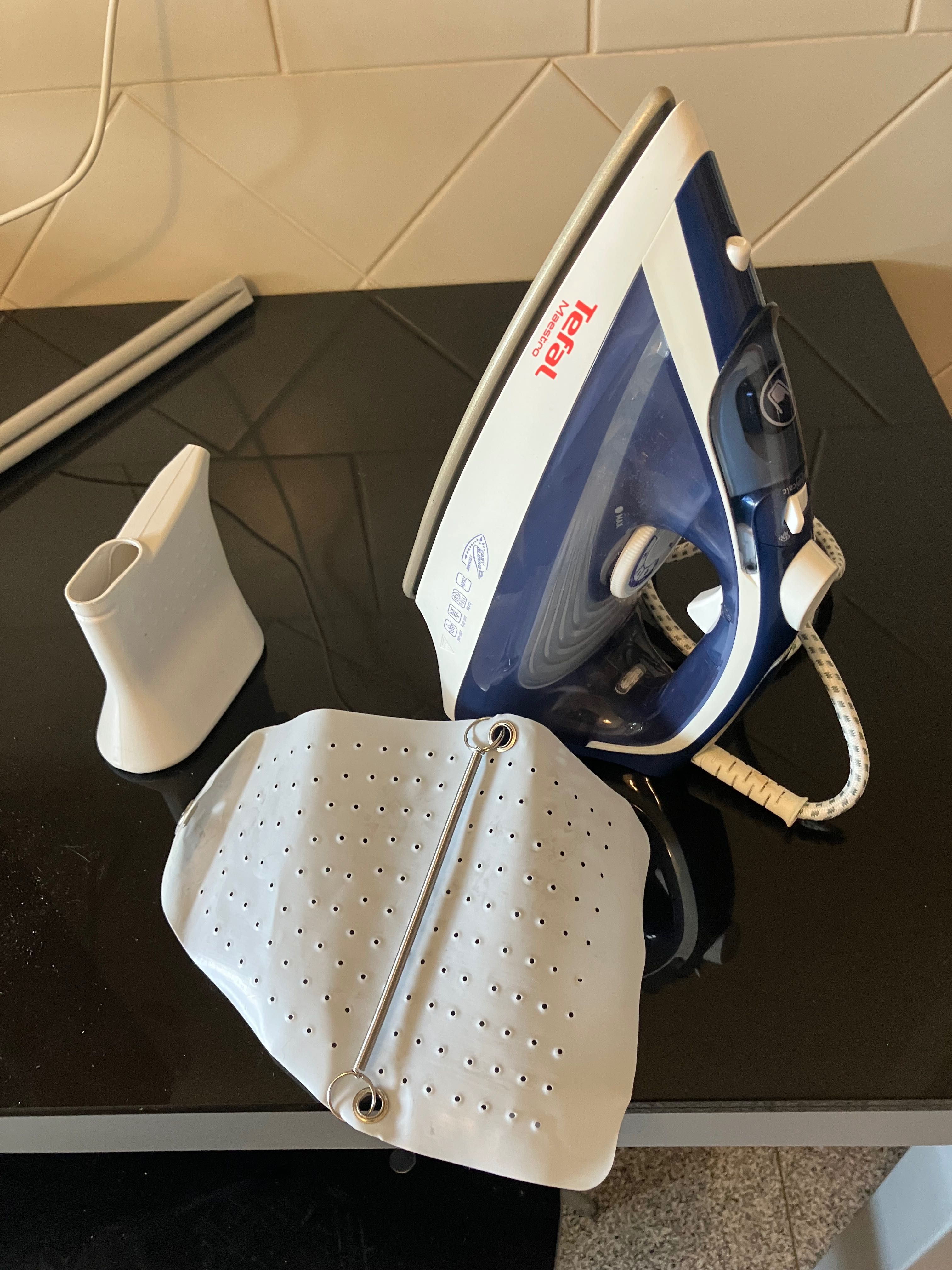 Ferro de engomar - Marca Tefal