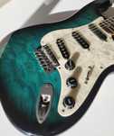 Guitarra part Fender Stratocaster