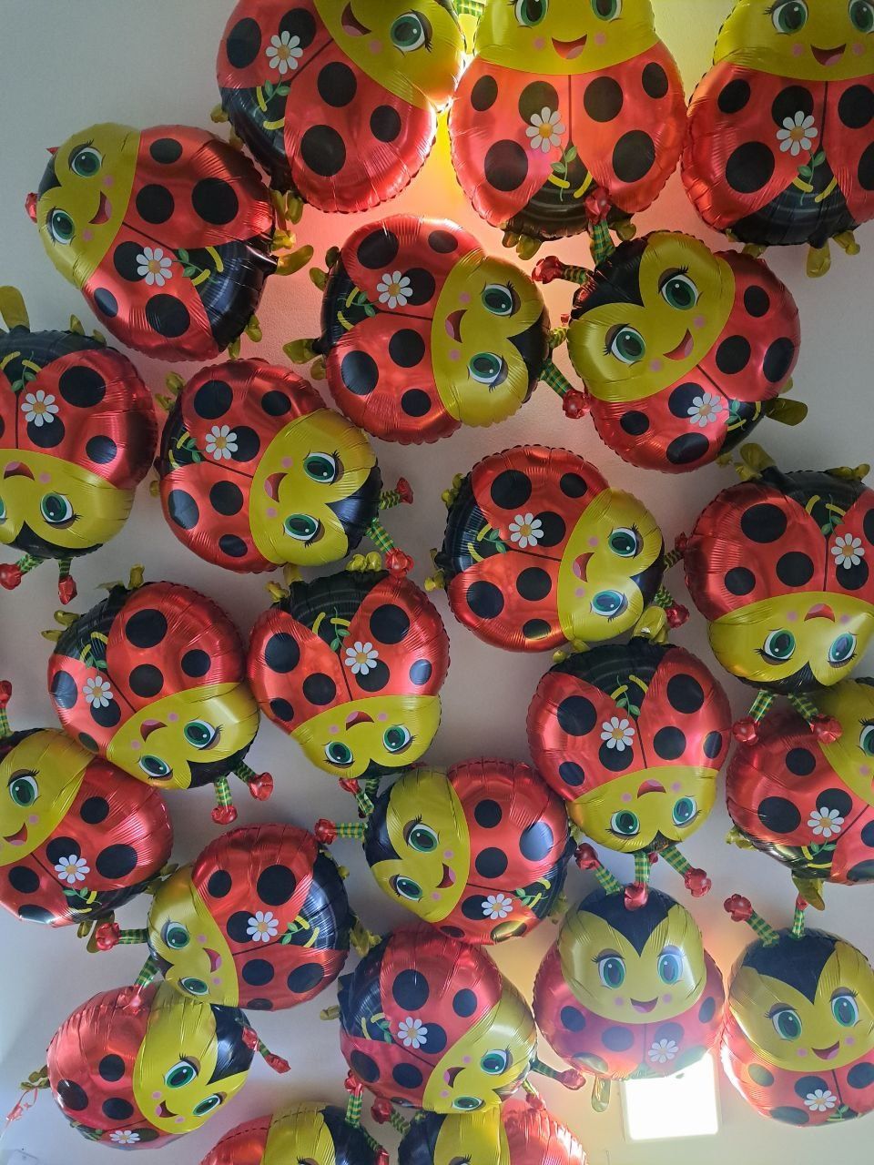 Napełnianie balonów helem