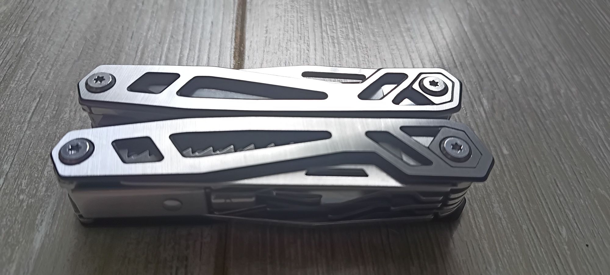 Nowy multitool Mossy Oak, super jakość