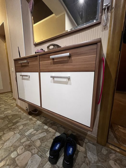Продам 3-х кімнатну квартиру на Югоці