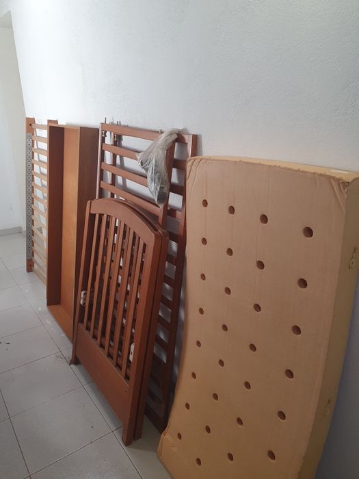 Cama criança em cerejeira com colchão
