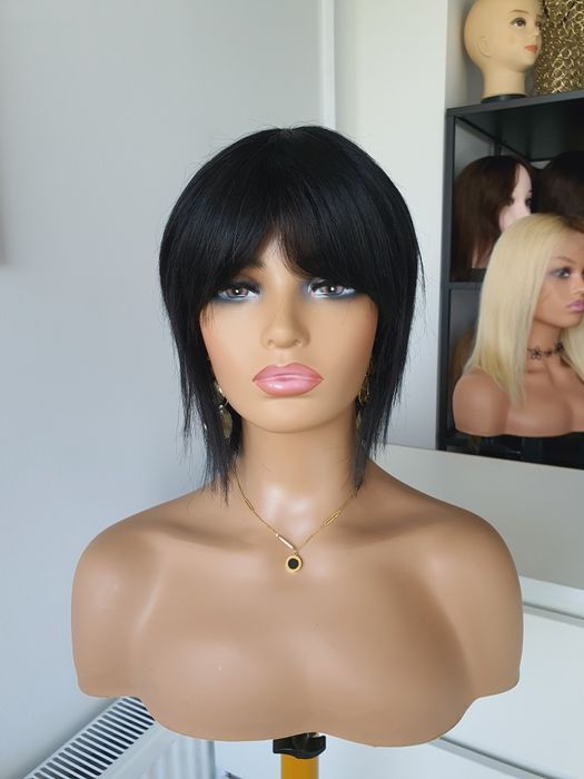 Peruka z włosów naturalnych w 100% z grzywką czarna Kleo II 8