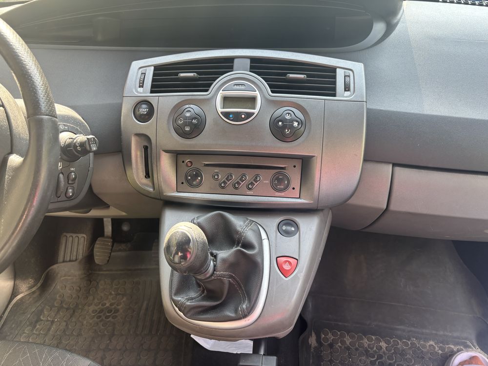 Renault Scenic 2005 року