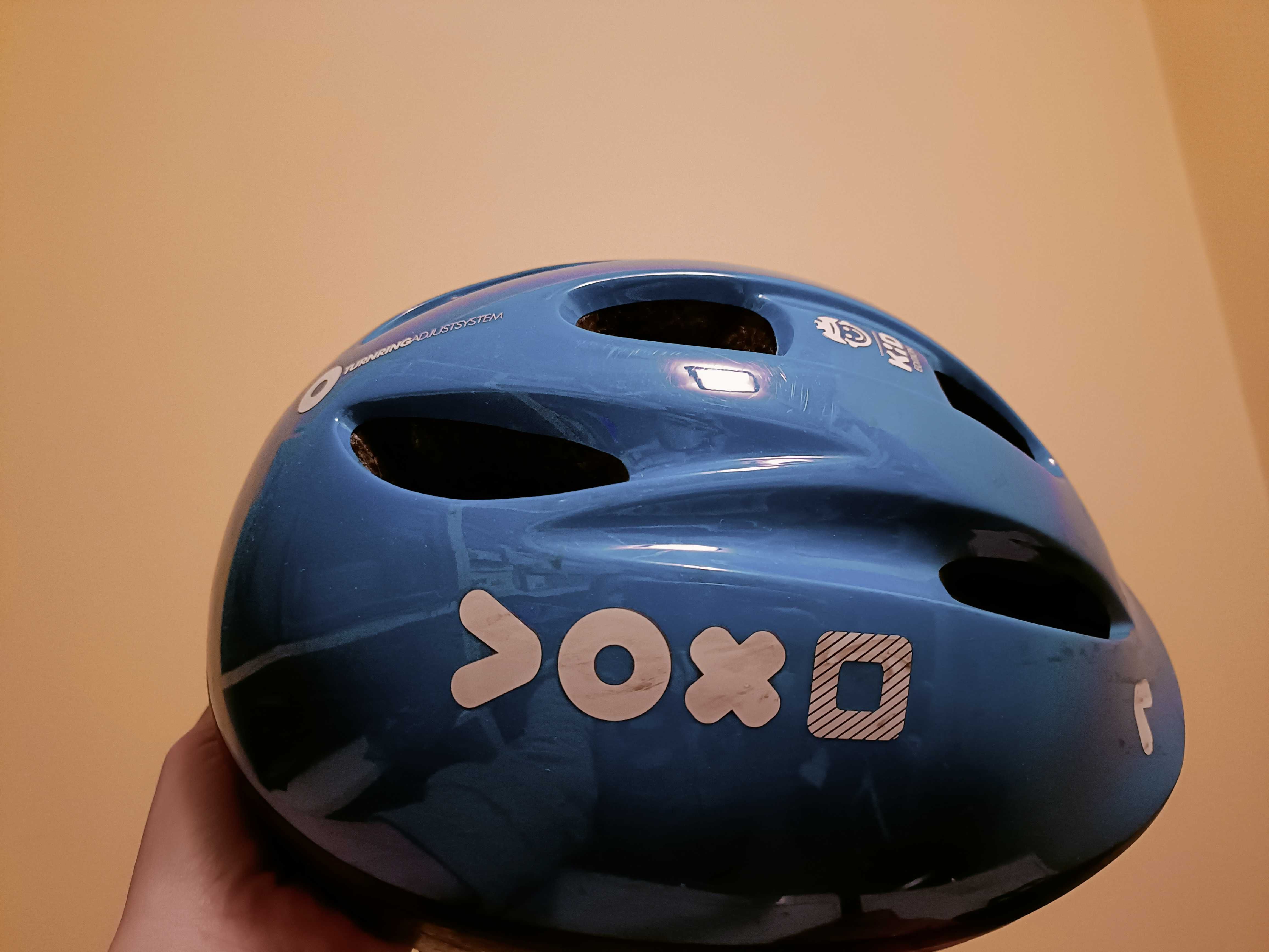 Sprzedam kask rowerowy dziecięcy 52-56 cm b'twin