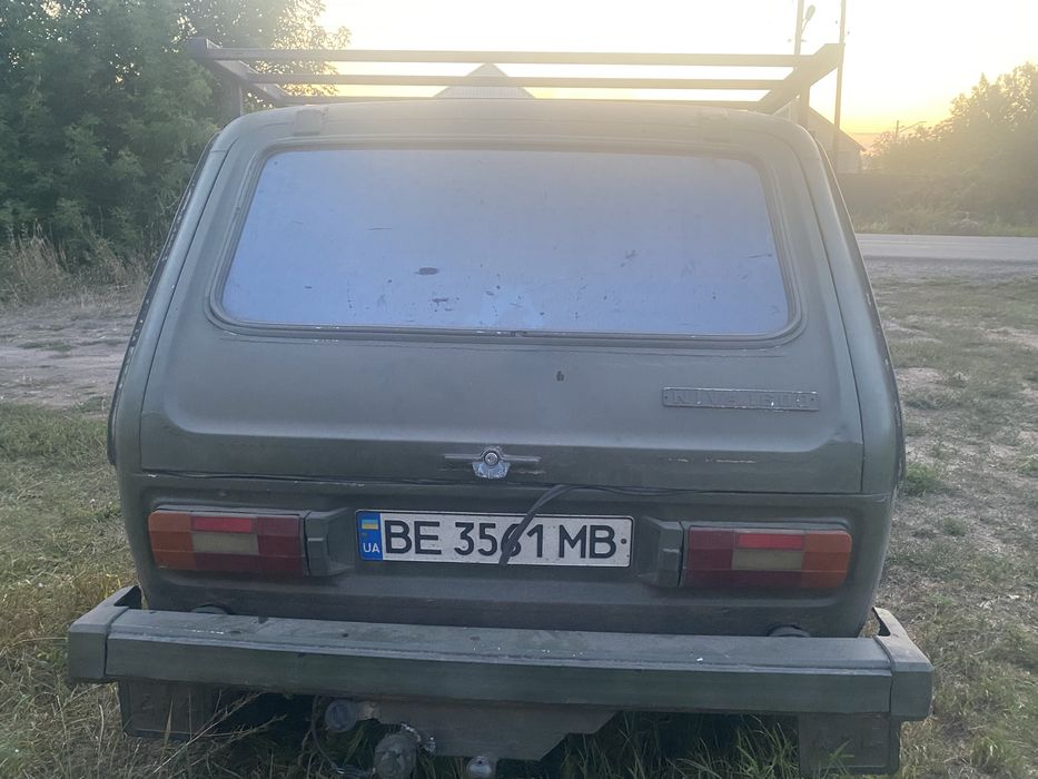 Продам авто Ниву 2121