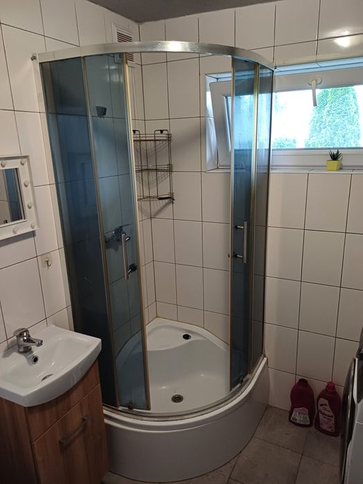 Kabina prysznicowa 80x80 w ładnym stanie ze wszystkimi