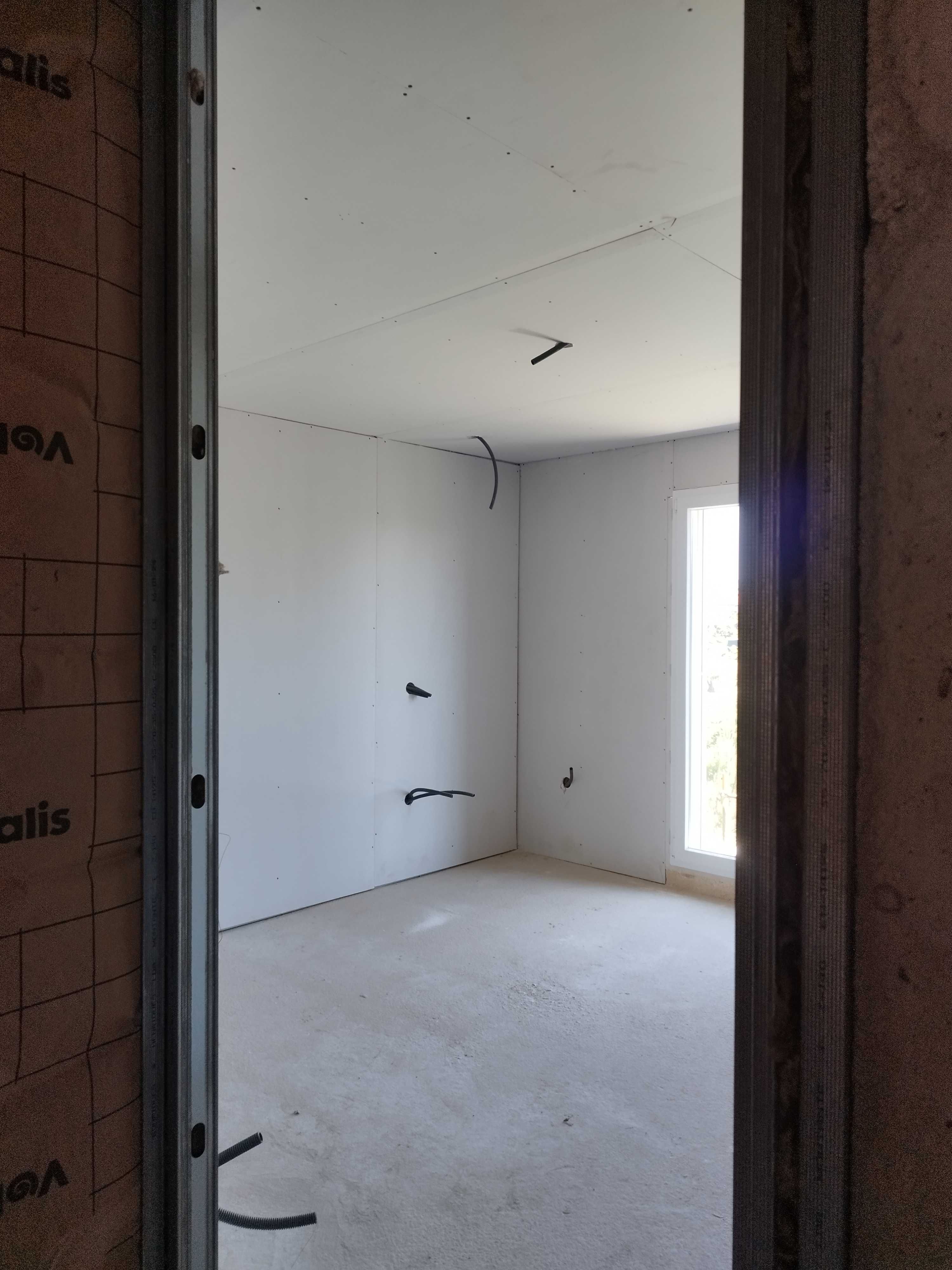 Trabalhos em pladur , electricidade, canalização