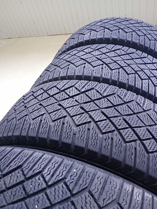 235/55 r19 -4шт- Continental 2021р зима шини резина 235 55 19 (c17*4)