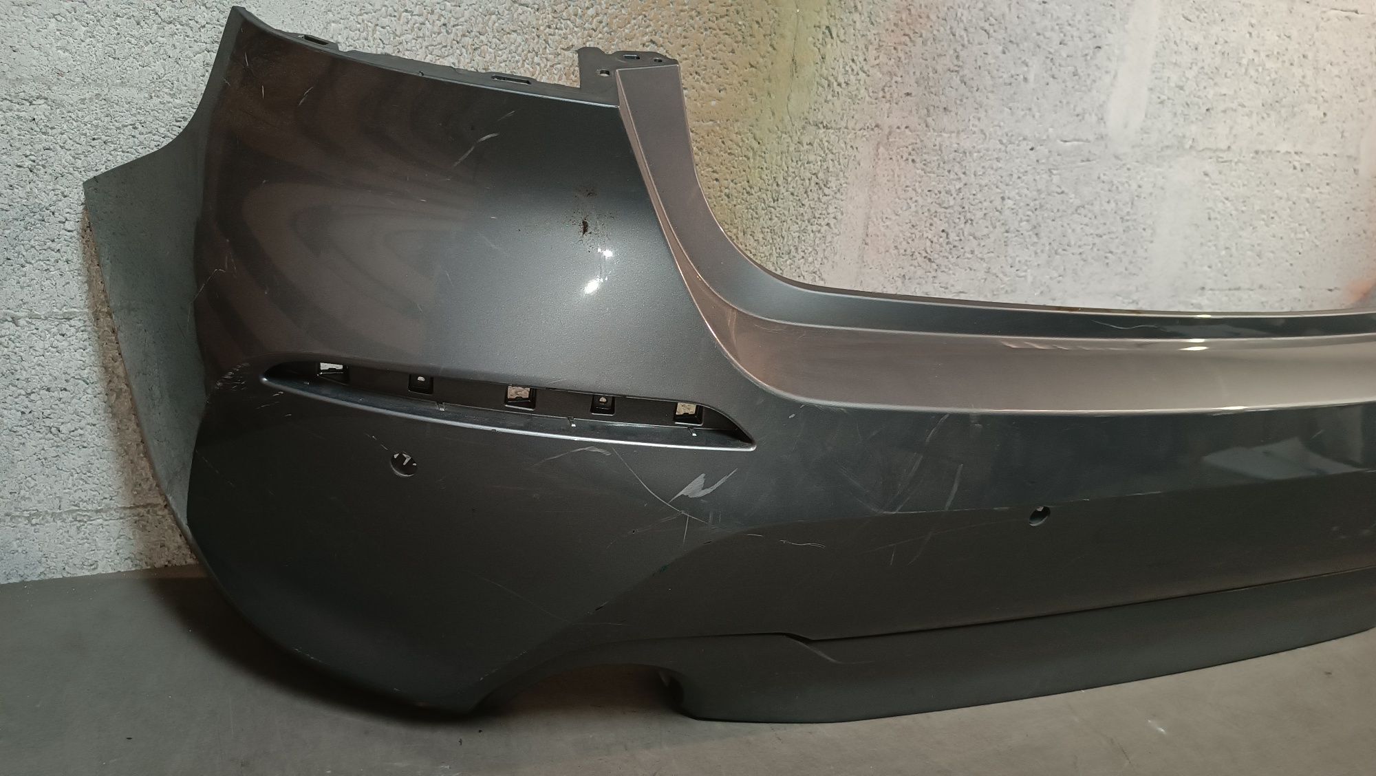 Vendo parachoque de trás BMW 1 séries F40 ano 2018/23