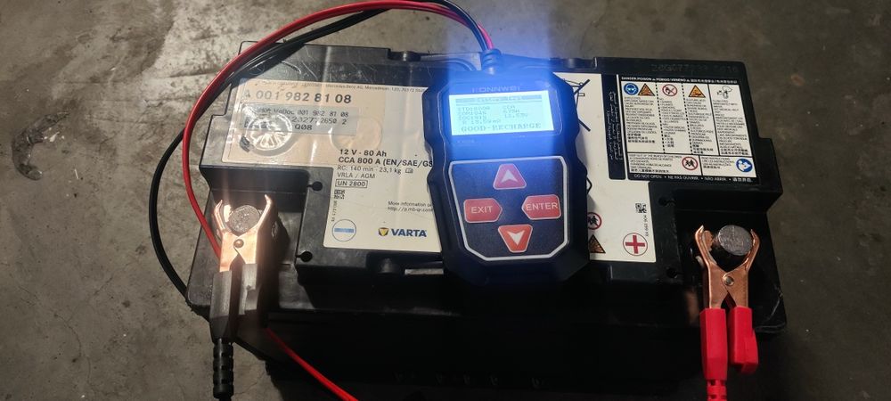 Używany akumulator AGM VARTA 800A 80Ah
