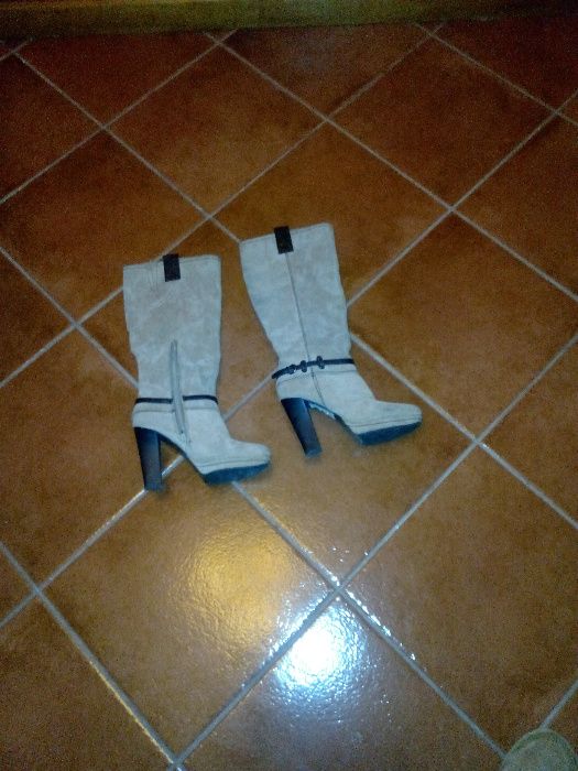 Botas de cano alto