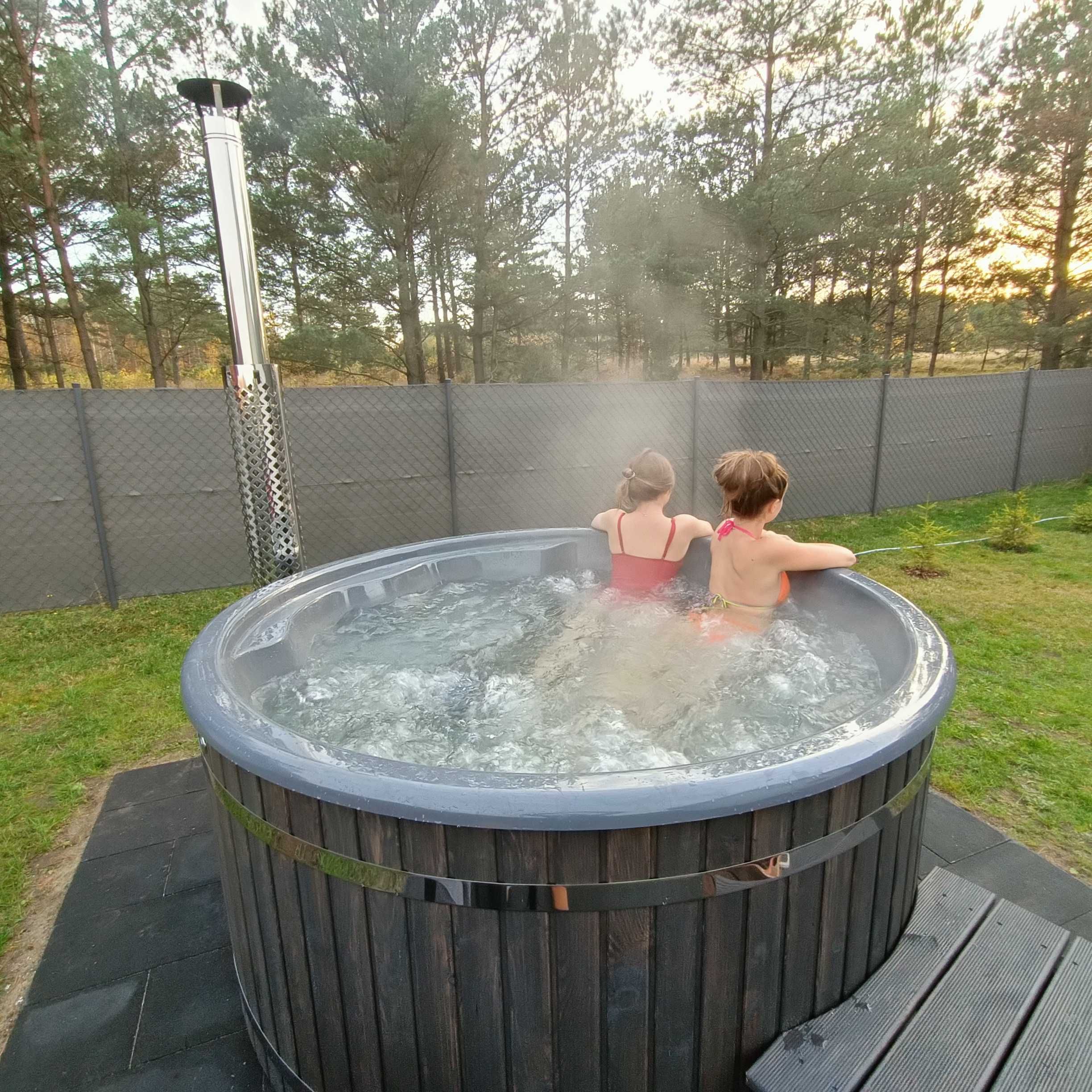 Całoroczny domek na Kaszubach - (gorąca  balia, jacuzzi, sauna).