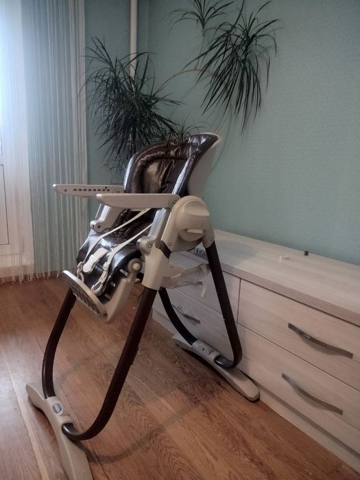 Стільчик для годування Chico