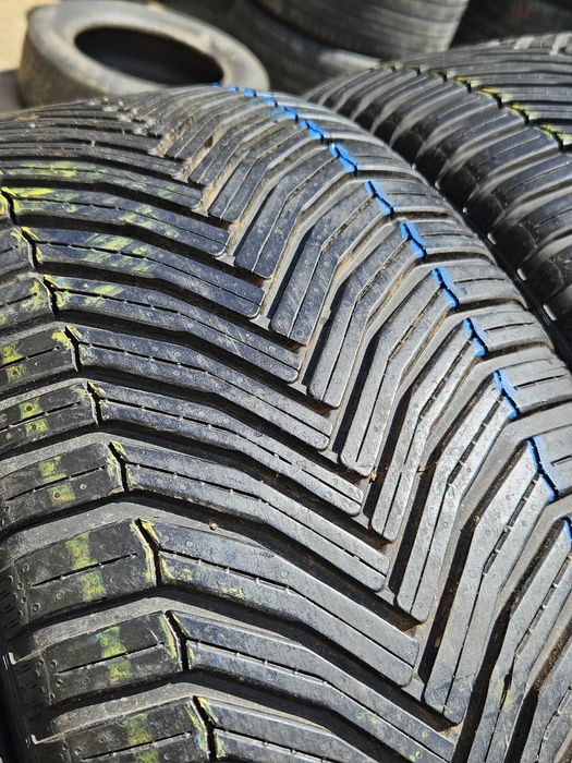 Шины БУ 245 45 R 20 Michelin cross climate SUV комплект всесезон