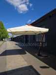 Parasol wspornikowy XL kwadratowa kopuła 3x3m kolor mleczny