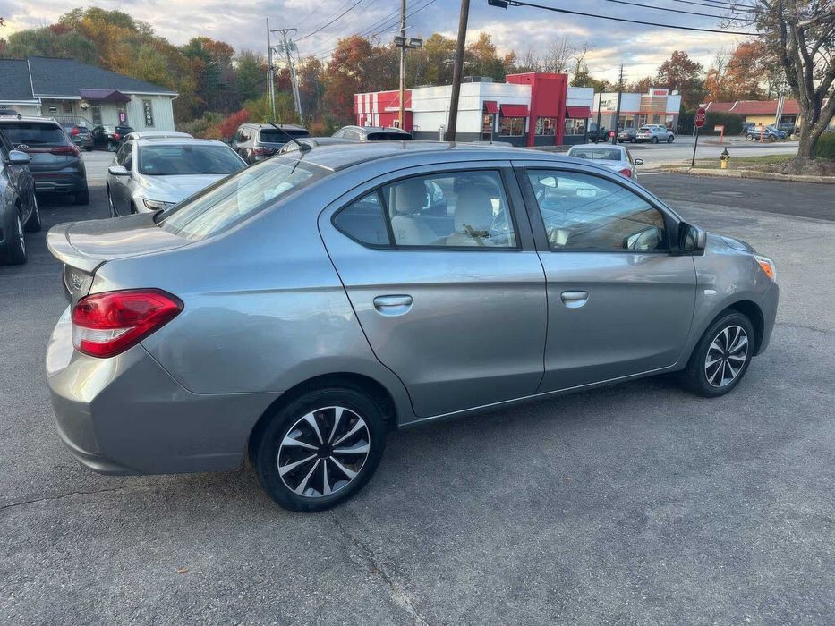 Mitsubishi Mirage G4 ES      2018