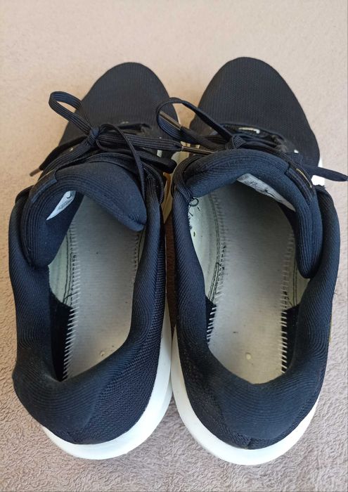 Кросівки Nike 42 26,5см як нові