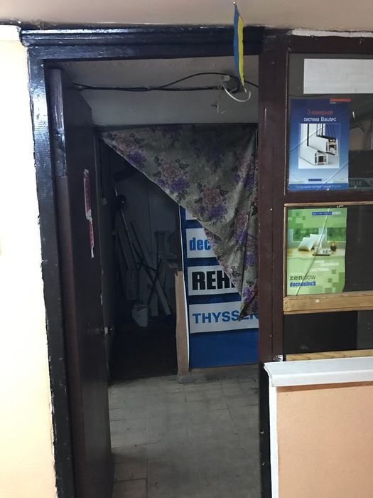Здам в оренду приміщення (підвальне) на Попова біля ринку
