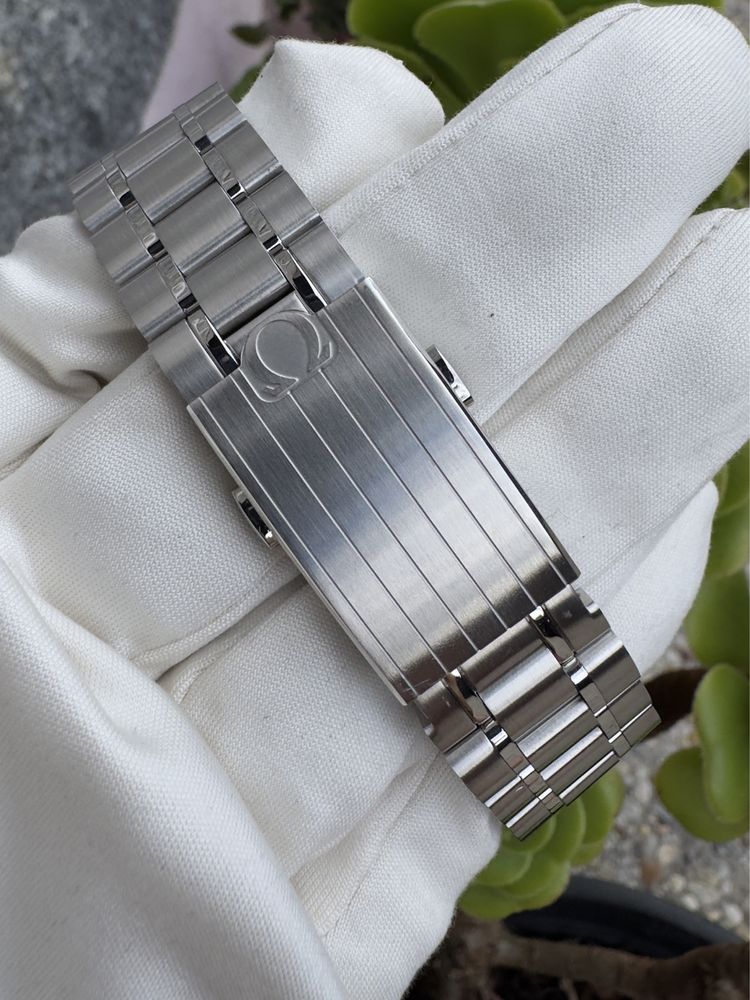 Omega Seamaster Titanium Divers 300m