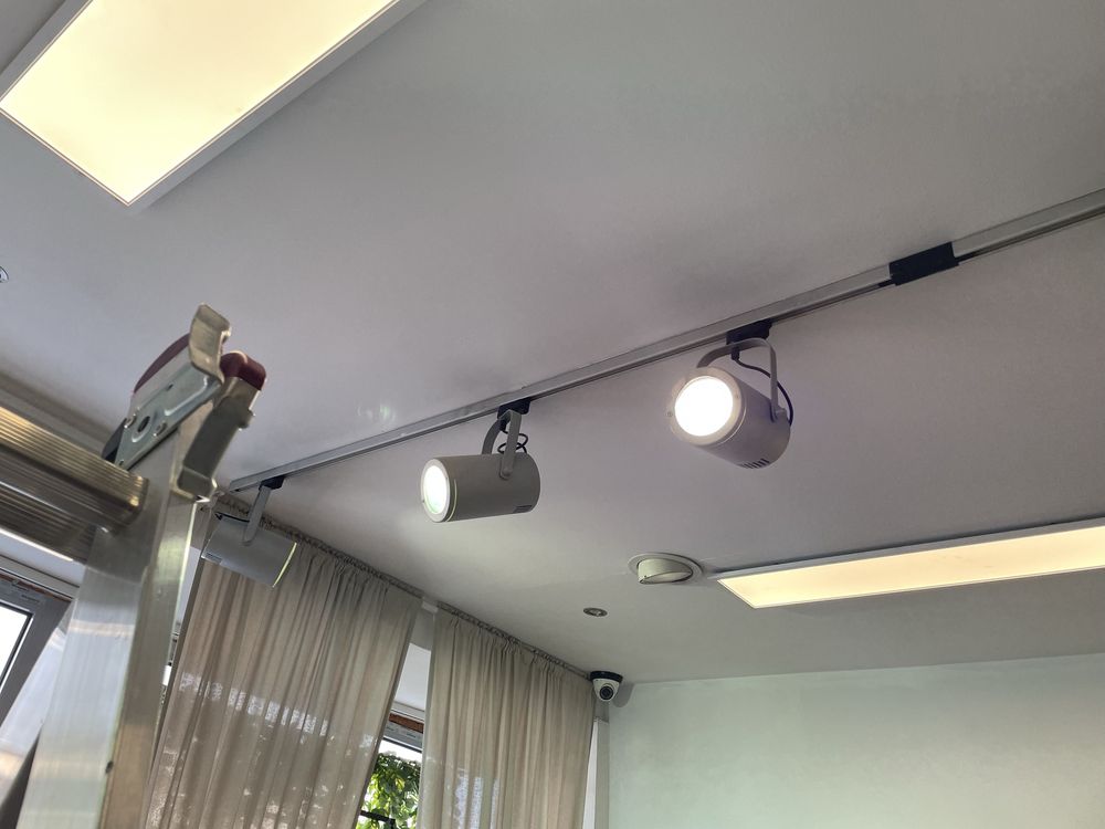 Lampy szynoprzewod  metahalogen sklepowe przemyslowe odziez biuro